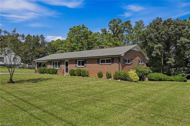 535 Lewisville Clemmons Road, Lewisville, NC 27023