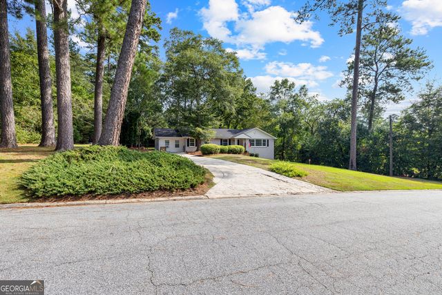 2935 Victoria Circle, Macon, GA 31204