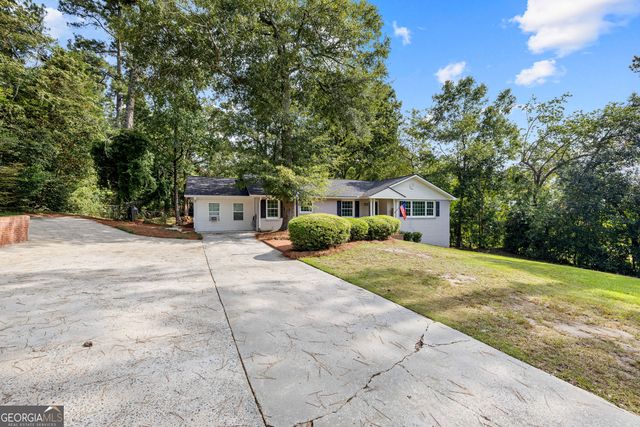 2935 Victoria Circle, Macon, GA 31204