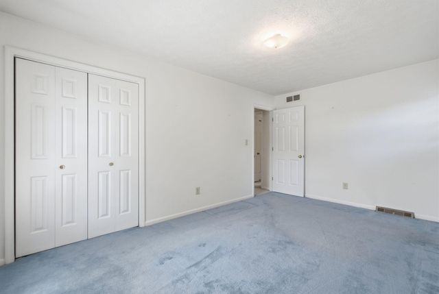 2044 Bamboo Drive, Lexington, KY 40513