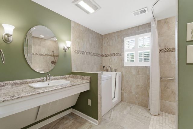 2044 Bamboo Drive, Lexington, KY 40513