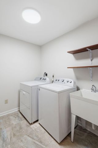 2044 Bamboo Drive, Lexington, KY 40513