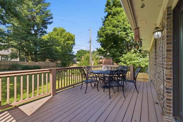 2044 Bamboo Drive, Lexington, KY 40513