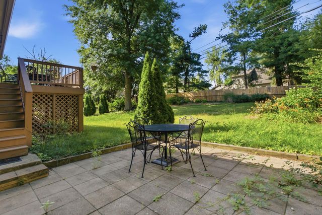 2044 Bamboo Drive, Lexington, KY 40513