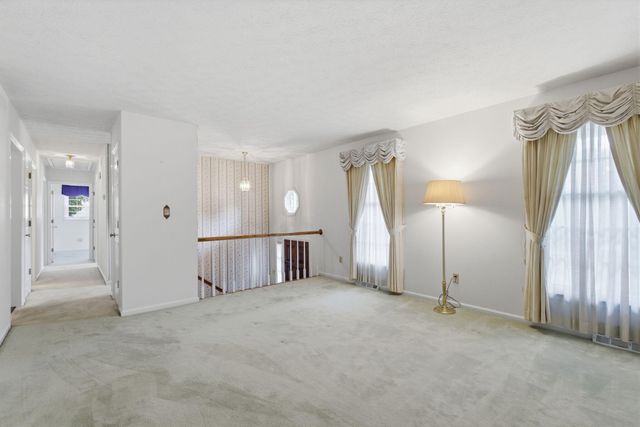 2044 Bamboo Drive, Lexington, KY 40513