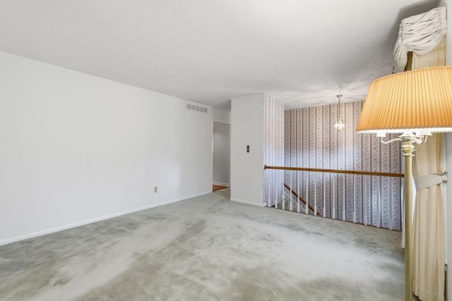 2044 Bamboo Drive, Lexington, KY 40513