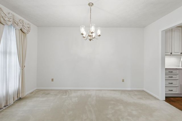 2044 Bamboo Drive, Lexington, KY 40513