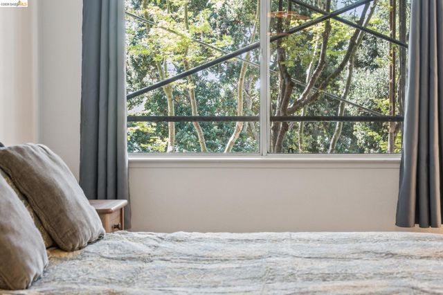 1203 Melville Sq 216, Richmond, CA 94804