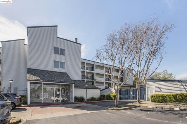1203 Melville Sq 216, Richmond, CA 94804