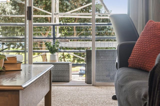 1203 Melville Sq 216, Richmond, CA 94804