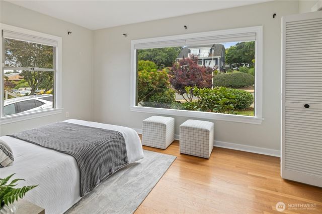 6759 41st Avenue SW, Seattle, WA 98136