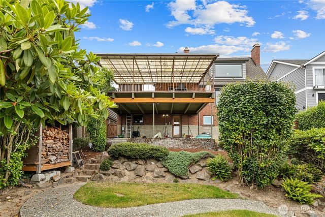 6759 41st Avenue SW, Seattle, WA 98136