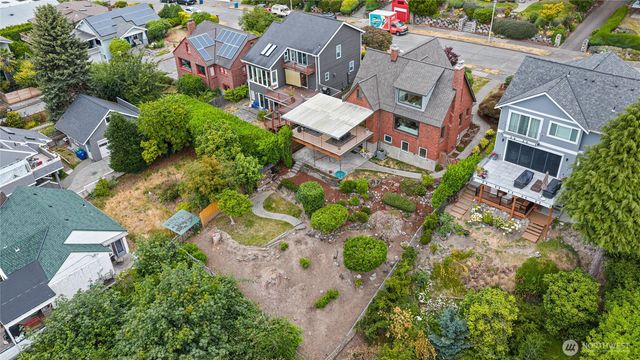 6759 41st Avenue SW, Seattle, WA 98136