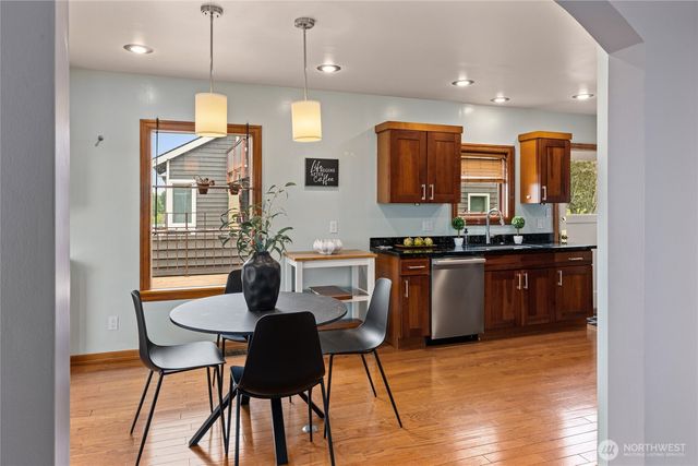 6759 41st Avenue SW, Seattle, WA 98136