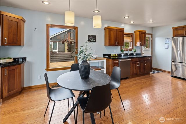 6759 41st Avenue SW, Seattle, WA 98136