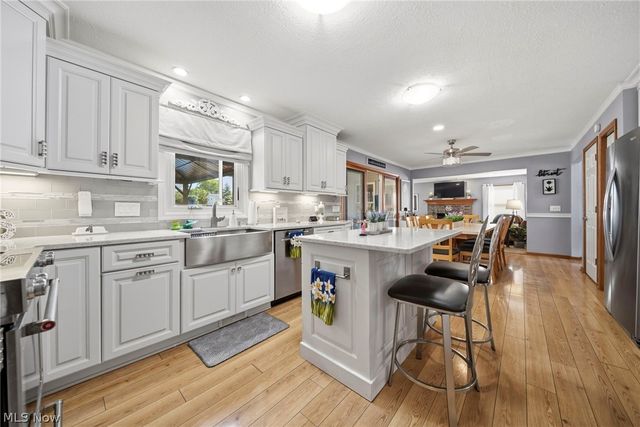 30190 Bonnie View Drive, Wickliffe, OH 44092