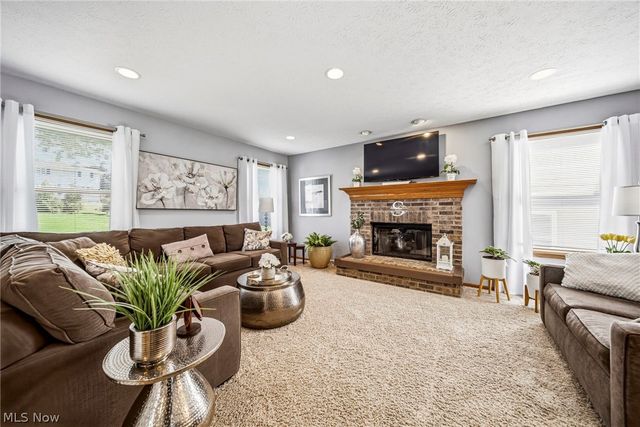30190 Bonnie View Drive, Wickliffe, OH 44092