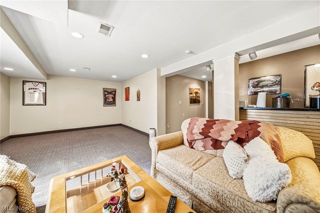 30190 Bonnie View Drive, Wickliffe, OH 44092