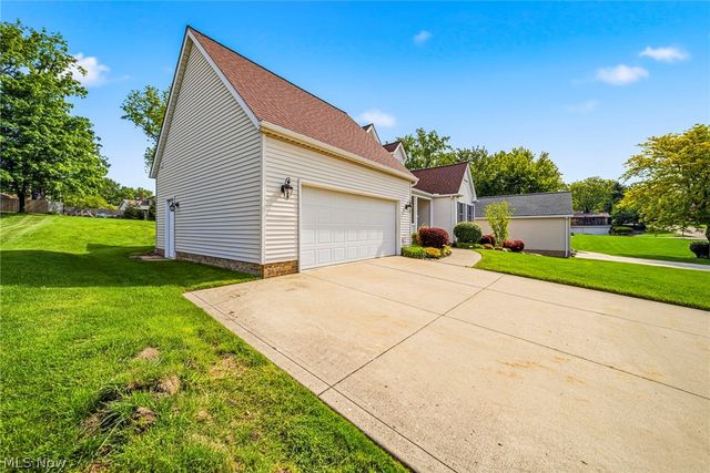 30190 Bonnie View Drive, Wickliffe, OH 44092