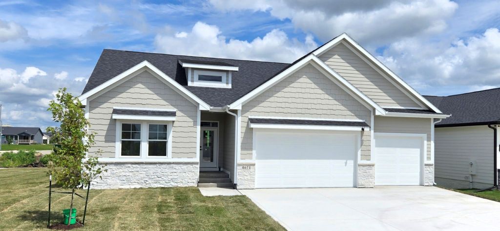 4671 180th Street, Urbandale, IA 50263