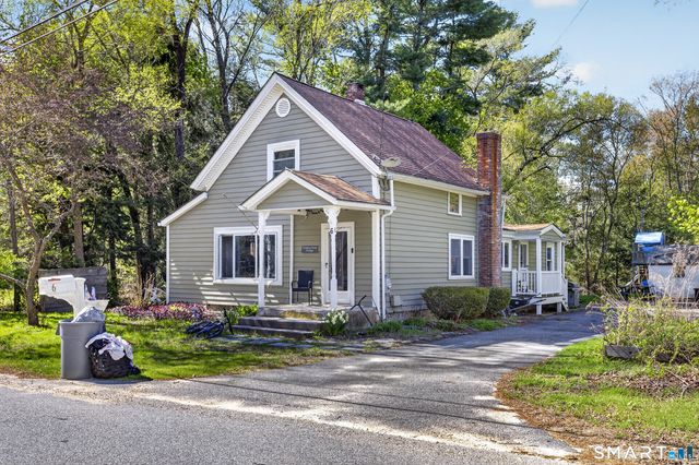 6 North Road, Foster, RI 02825