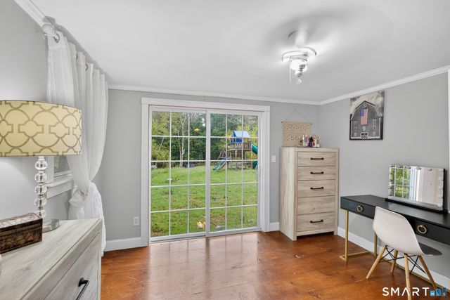 6 North Road, Foster, RI 02825