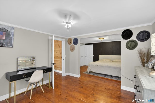 6 North Road, Foster, RI 02825