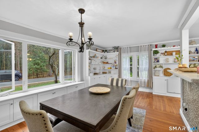 6 North Road, Foster, RI 02825