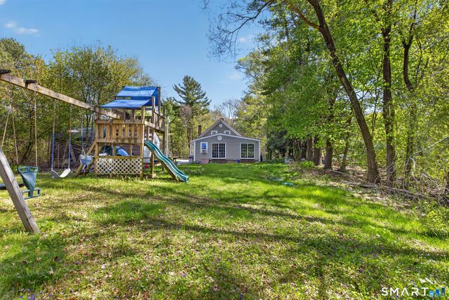 6 North Road, Foster, RI 02825