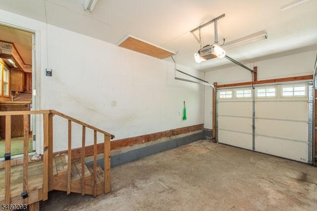 9 Little Paint Way, Byram Twp., NJ 07821