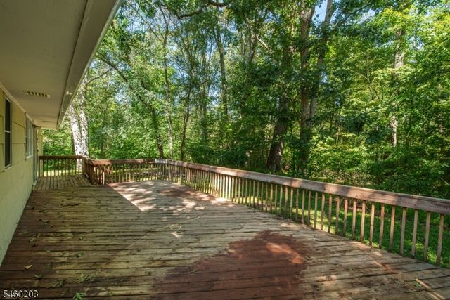 9 Little Paint Way, Byram Twp., NJ 07821