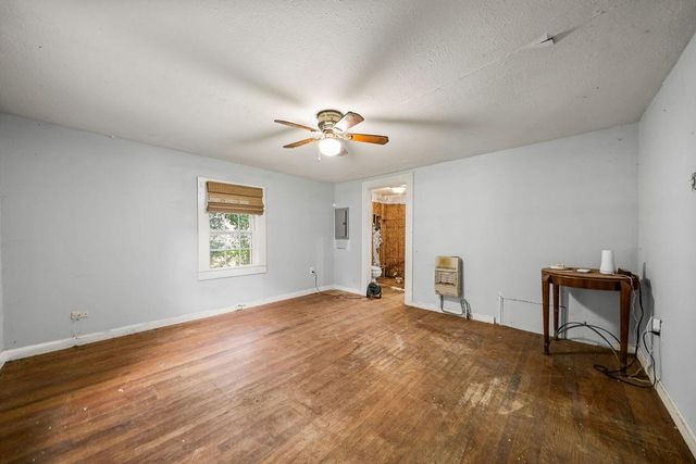6375 Campbellton Fairburn Road, Fairburn, GA 30213