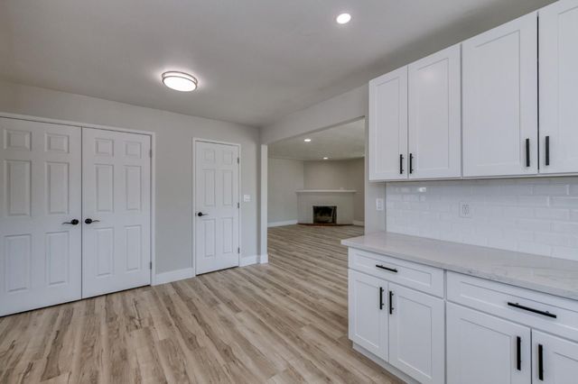 1025 W Fedora Avenue, Fresno, CA 93705