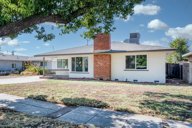 1025 W Fedora Avenue, Fresno, CA 93705