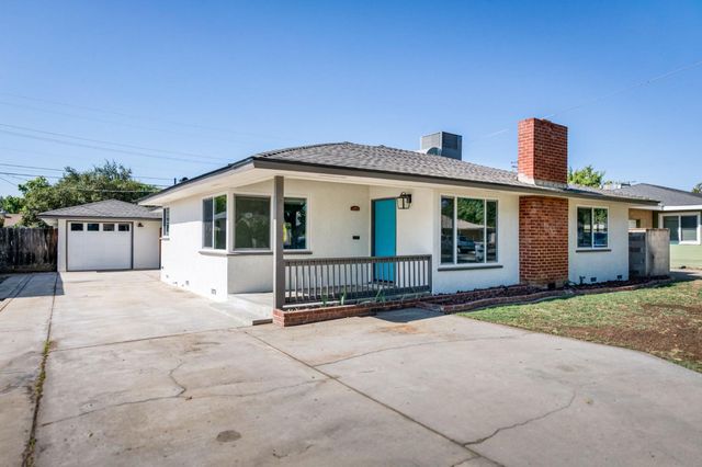 1025 W Fedora Avenue, Fresno, CA 93705