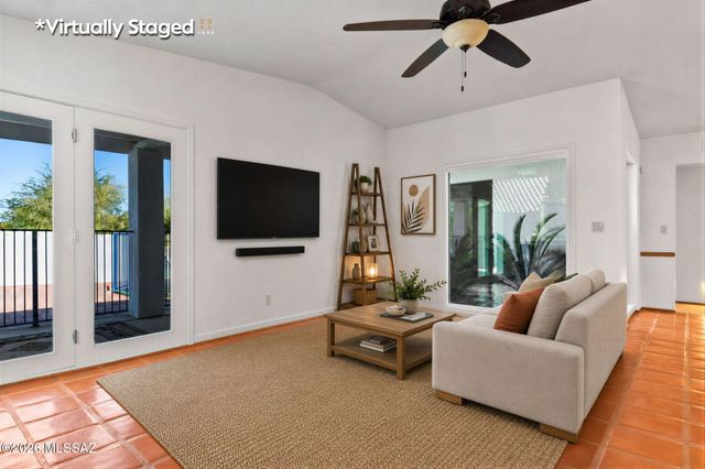 4581 N Avenida Del Cazador, Tucson, AZ 85718