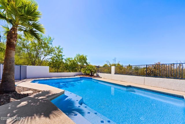 4581 N Avenida Del Cazador, Tucson, AZ 85718