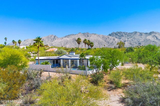 4581 N Avenida Del Cazador, Tucson, AZ 85718