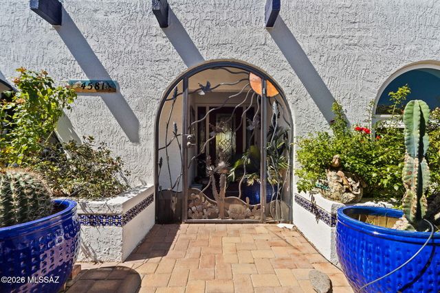 4581 N Avenida Del Cazador, Tucson, AZ 85718