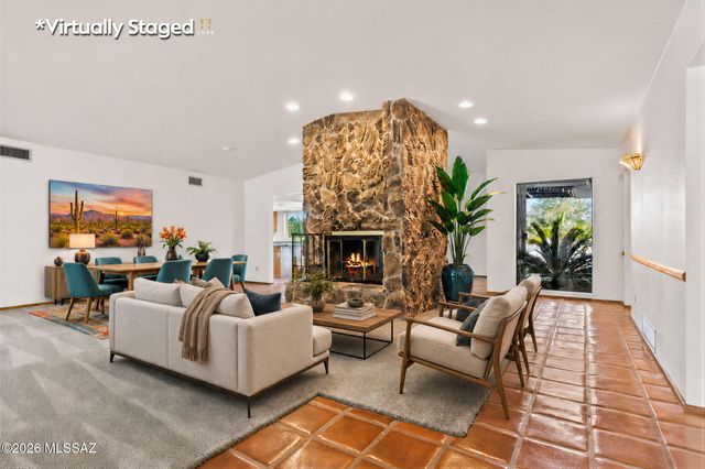 4581 N Avenida Del Cazador, Tucson, AZ 85718