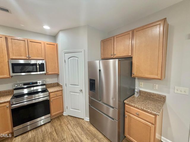 545 Matheson Place, Cary, NC 27511