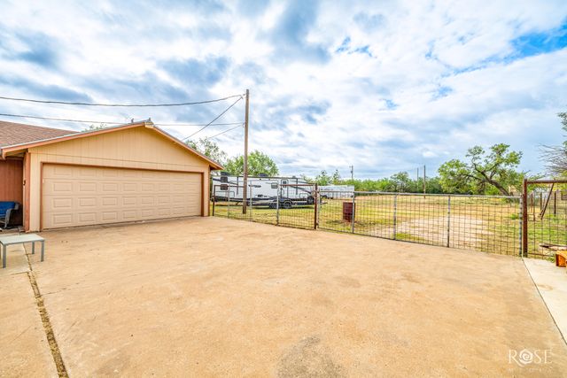 6925 Grape Creek Road 1, San Angelo, TX 76901