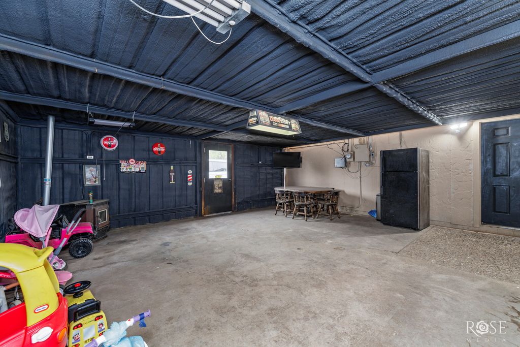 Image 22 of property listing at 6925 Grape Creek Road 1, San Angelo, TX 76901