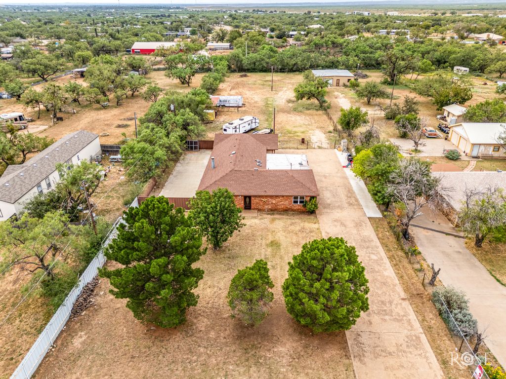Image 47 of property listing at 6925 Grape Creek Road 1, San Angelo, TX 76901