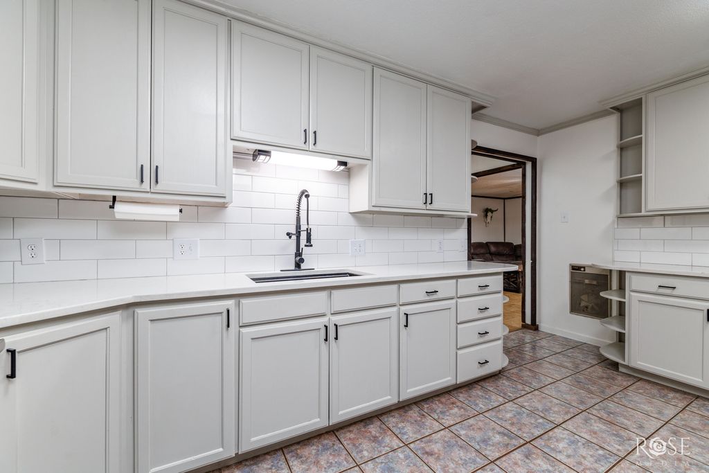 Image 5 of property listing at 6925 Grape Creek Road 1, San Angelo, TX 76901