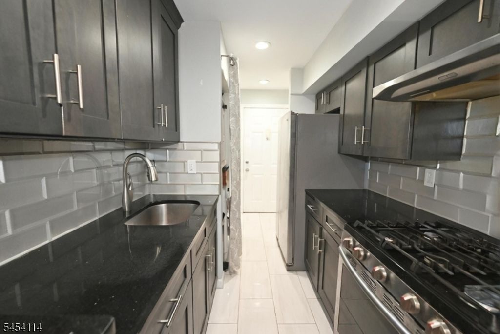 3905 Balsam Way, Bernards Twp., NJ 07920 — photo 4