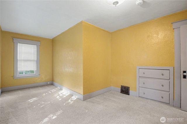 819 Midway Avenue NW, Olympia, WA 98502