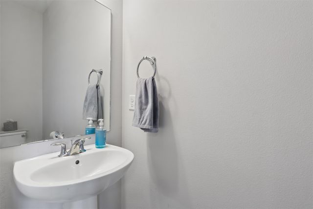 1283 S 91st Street, West Des Moines, IA 50266