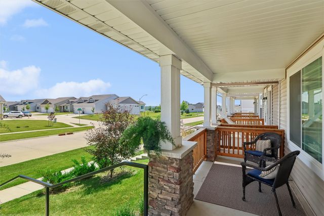 1283 S 91st Street, West Des Moines, IA 50266