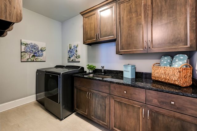 2129 Cottage Lane, Darien, IL 60561